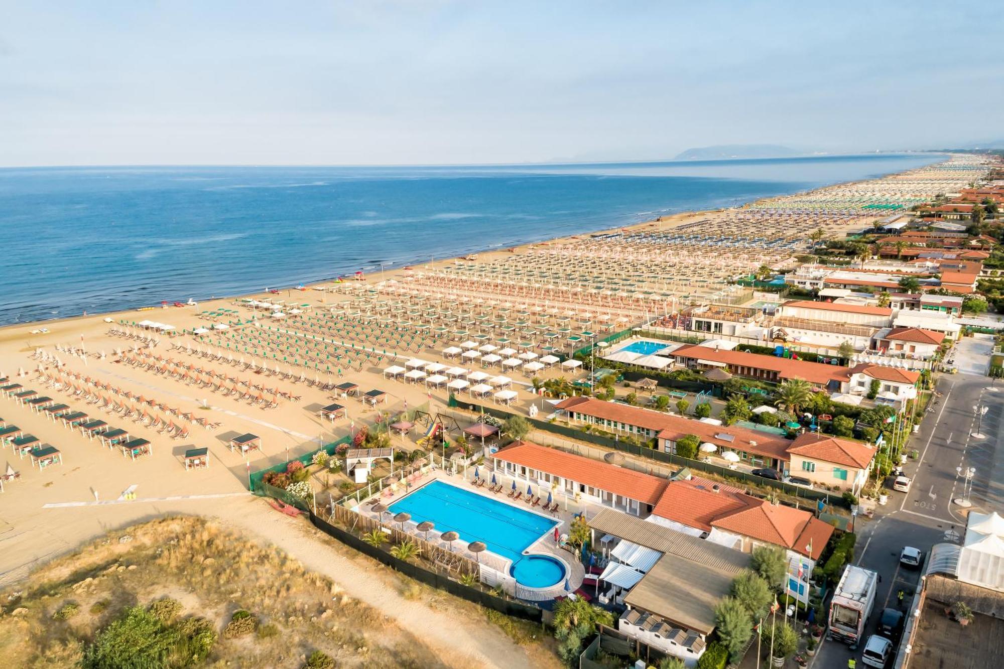 Il Gladiolo - Focette 100Mt From Sea - Happy Rentals Marina di Pietrasanta Eksteriør bilde