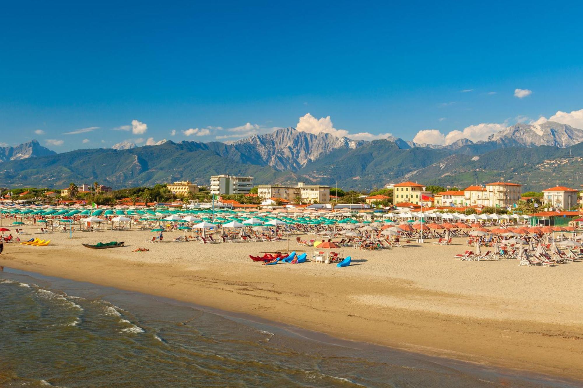 Il Gladiolo - Focette 100Mt From Sea - Happy Rentals Marina di Pietrasanta Eksteriør bilde